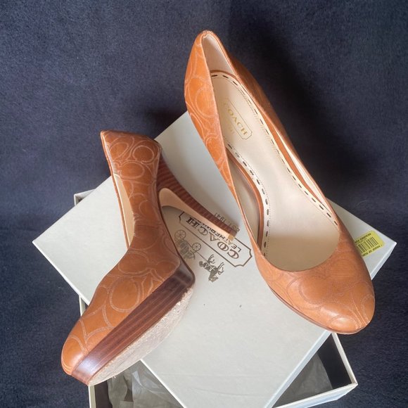 size 7.5 heels Coach C logo A3074 Basil veg leather whiskey platform high cognac - Picture 10 of 10